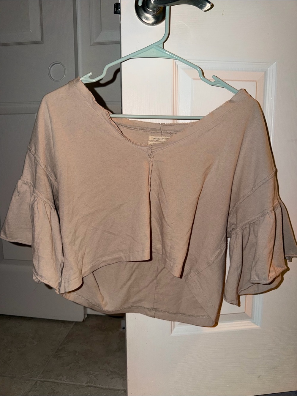 Women's Beige Ruffle-Sleeve Crop Top